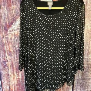 6 Travelers by Chico’s Size 3 Polka Dot Semi-Sheer Asymmetrical Blouse Top Black